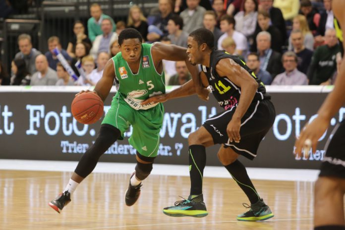 Ricky Harris im Spiel TBB Trier-Bayreuth