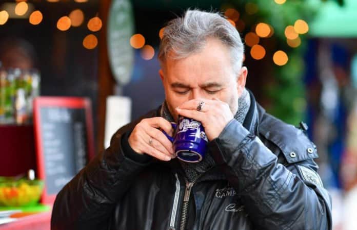 glühwein_kontrolle_dpa_uwe-anspach