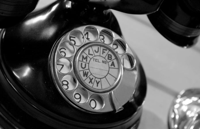 Telefon_fotopedia.com
