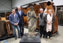„Petrus is back“ – Neuer Platz im Trierer Rathaus