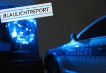 Radfahrerin stirbt bei schwerem Unfall