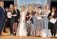 Wettbewerb der Friseure – Thalissa de Paula holt den Siegerpokal