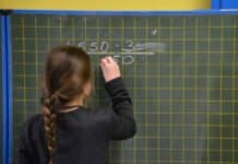 Belastungsgrenze erreicht! Saarländische Lehrer protestieren in Saarbrücken