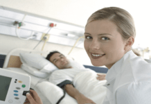 “Tag der Pflege“ – Pflegenetzwerk informiert über Ausbildungs- und Jobmöglichkeiten im Gesundheitswesen