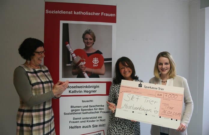 spende_moselweinkoenigin