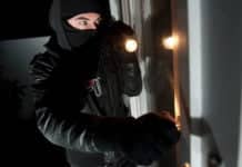 Einbruch in Firmengebäude im Gewerbegebiet Weinsheim: Pkw und Metallwaren entwendet