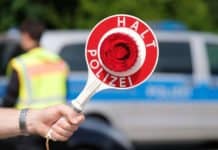 Polizei schnappt Spritgeld-Betrüger mit halbvollem Tank
