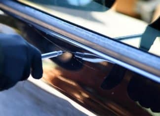 Reifen zerstochen, Lack zerkratzt: Zeugenaufruf nach mutwilliger Zerstörung in Kernscheid