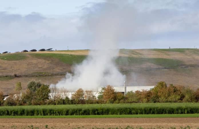 Brand Lagerhalle bei Heßheim (Pfalz)