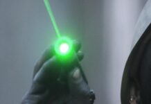 Wittlich: PKW-Fahrer mit Laserpointer geblendet – auf Gegenfahrbahn geraten