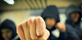 Körperverletzung in Saarburg: Zwei Personen von Gruppe verfolgt und attackiert