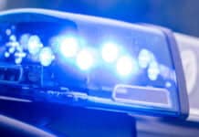 Verkehrsunfallflucht in Tawern: Wohnmobil kollidiert mit Linienbus