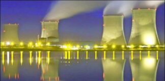 Bericht: Pannen-Reaktor Cattenom soll noch länger laufen — „bis 2047 – und länger“ Das französische AKW Cattenom bei Nacht; dpa