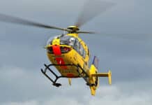 Verkehrsunfall auf der B 410: Zwei PKW kollidieren, Fahrer zum Teil schwer verletzt