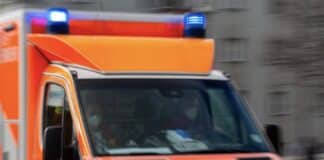 Küche brennt – zwei Bewohner in Krankenhaus