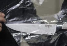 Trier: Frau richtet Küchenmesser gegen Polizei – Beamte ziehen Dienstwaffe und Taser