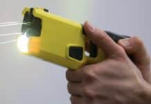Region: Taser-Einsatz am 1. Mai – Betrunkener schießt mit Feuerwerkskörpern auf Nachbarn