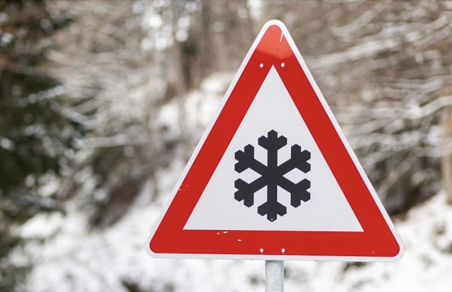 -Region-Winterlicher-Start-in-Silvesterwoche-Glatteisbildung-m-glich-