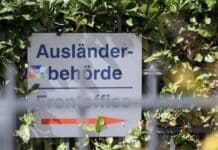 Zentrale Ausländerbehörde RLP: So viele Menschen nutzten beschleunigtes Fachkräfteverfahren