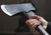 Blutiger Axt-Angriff am frühen Morgen: 45-Jähriger festgenommen