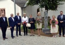 Kunstwerk auf dem Rathausplatz: Bitburg würdigt verstorbenen Bildhauer Albert Hettinger