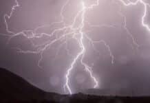 ++ Wetterdienst warnt: Kräftige Gewitter am Nachmittag – Sturmböen möglich ++
