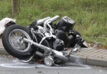 RLP: 56 Jahre alter Motorradfahrer stirbt nach Unfall im Krankenhaus Motorradunfall