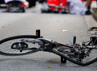 Kell am See: Auto fährt in Kind auf Fahrrad – Polizei und Notarzt im Einsatz