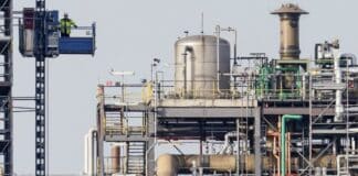 RLP fast Schlusslicht: Wirtschaft schrumpft 2025 – Ruf nach Kurswechsel