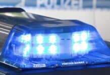 Große Vermisstensuche in Enkirch: Seniorin (84)verschwunden – Hinweise dringend gesucht! Ein Blaulicht auf einem Polizeiwagen.
