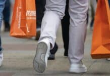 Handel skeptisch: Eingebremste Kauflaune an Ostern