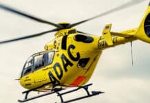 Schüller: Pkw-Fahrer erfasst jugendliche Fußgängerin und flüchtet