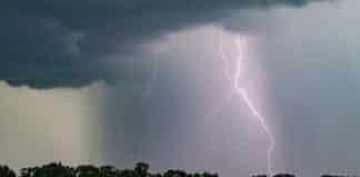++ Region: Starkregen, Hagel, Blitze – lokale Unwetter möglich ++