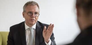 Klimaschutz, Tariftreue, Genehmigungen: Das fordert die Wirtschaft von der neuen Regierung