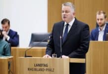 CDU-Chef Gordon Schnieder will Schüler-Pflicht-Praktika im Handwerk