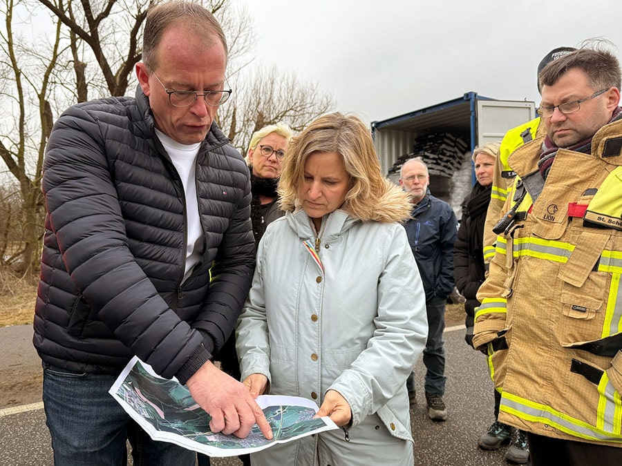 Ministerin Eder in Thür nach Ölunfall