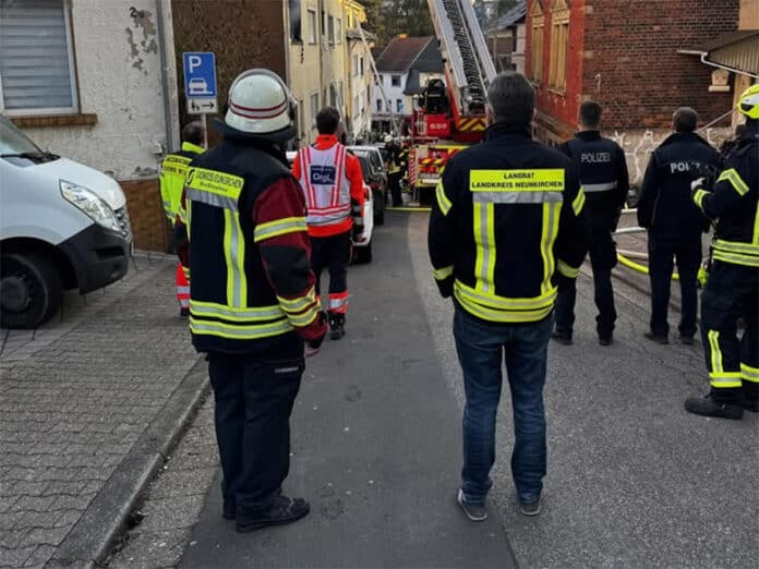 Brand in Landsweiler-Reden - Feuerwehreinsatz