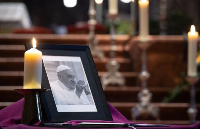 Trauer um Papst Franziskus