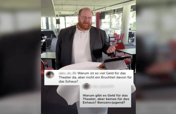 Markus Nöhl, Kulturdezernent Trier, spricht im städtischen Videoformat „Ask me anything“. Eingeblendet sind Bürgerfragen zur Finanzierung von Theater und Exhaus.