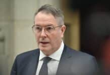 Geld aus Sondervermögen: Schweitzer will große Projekte – Mindestsumme vereinbart