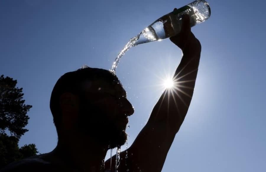 -Region-Hei-e-Subtropenluft-treibt-Sommerhitze-auf-37-Grad-