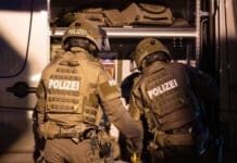 Nach Messerangriff mit Raub: SEK nimmt zwei Täter bei Bernkastel-Kues fest