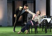 Heiter, spritzig, spielfreudig: Theater Trier zeigt „Der Liebestrank“ als Open Air