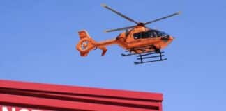 Fünf Autos krachen auf A3 zusammen: Frau mit Hubschrauber ins Krankenhaus gebracht