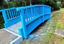 Hermeskeil: Heimlich blau gestrichen, jetzt fehlt das Geld – Bürgermeister erklärt Brückendilemma