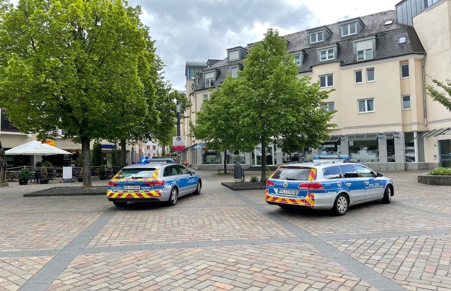 Auseinandersetzung-vor-Trierer-Bar-Mann-bei-Angriff-mit-Glasflasche-verletzt-