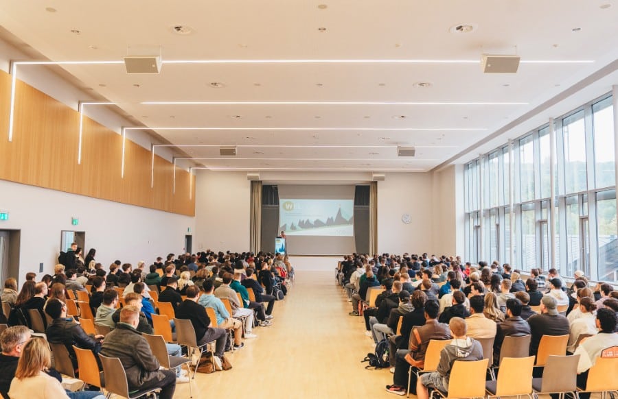 Auftakt-ins-Wintersemester-2025-26-an-der-Hochschule-Trier