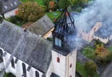 Kirche nach Brand weiter gesperrt: Ursache bleibt offen