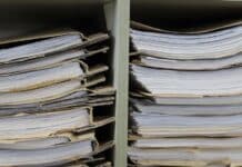 Jahresende für Selbstständige: Stress, Papierberge und Organisation