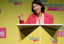 „Eigenverantwortung und Ideen“: FDP verabschiedet Landtagswahl-Programm